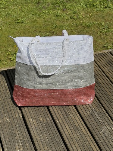 Large white silver red beach - large,
