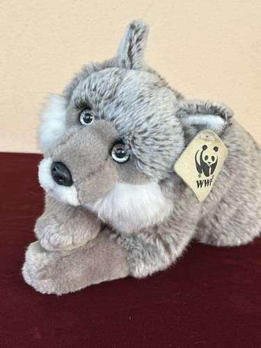 Wwf silver fox lying - silver,