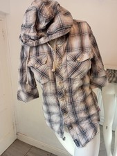 XS Twisted Soul Shirt