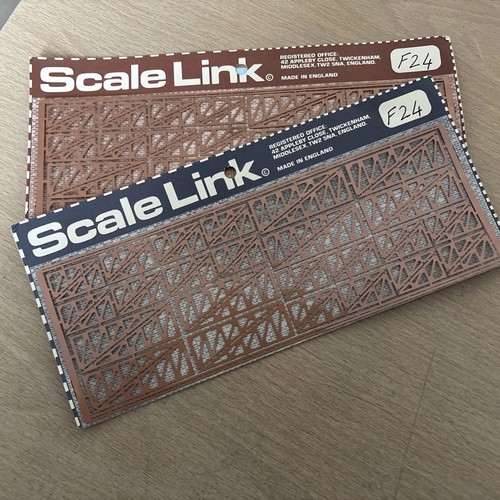 Scale link etched brass - scale,