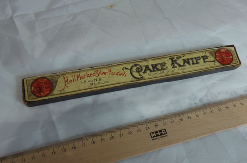 Vintage cake knife box - -,