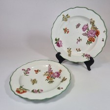 Antique Pair 18thC Chelsea Porcelain Plates Painted With Flowers 21.6cm Diameter