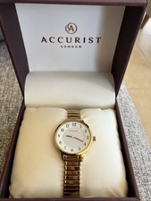 Ladies Gold Quartz Colour Accurist Watch, Expandable Strap, Very good Condition.