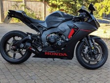 BST 7 spoke carbon wheels, black,  Honda 2017 Fireblade  Rear and front