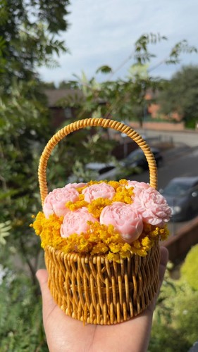Luxury artisan candle flower - luxury,
