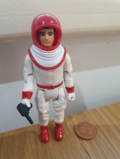  1993 CAPTAIN ASTRONAUT FIGURE COMPLETE WITH GUN FROM CAPTAIN SCARLET SERIES 