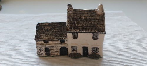 Tey pottery long house farm - tey,