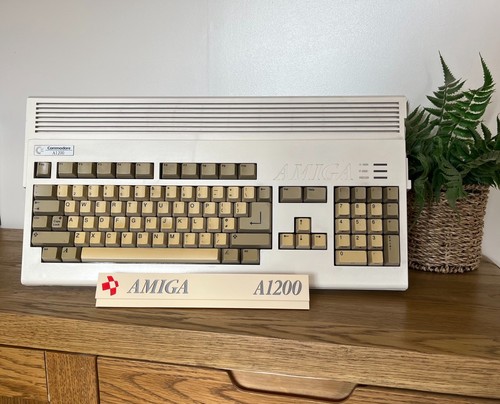 Amiga a1200 display stand - a1200,