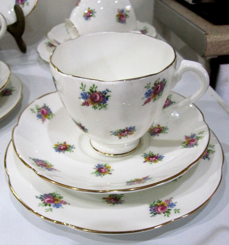 Vintage mayfair ditsy rose - ditsy, 17
