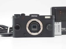 Pentax Q-S1 Digital Camera