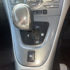 2006-2010 TOYOTA AURIS SR 1.6 PETROL SEMI AUTO GEAR STICK SURROUND TRIM 76D460R