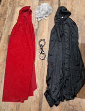 Adult Red Black Cloak Hood Fancy Dress Halloween Handcuffs Wig Dracula Gothic