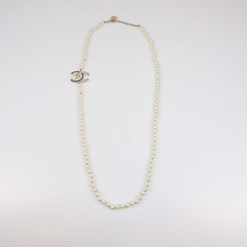 Chanel gold tone metal - gold,