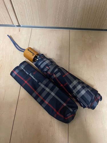 Burberry prorsum folding - burberry,