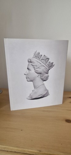 The queen - the,