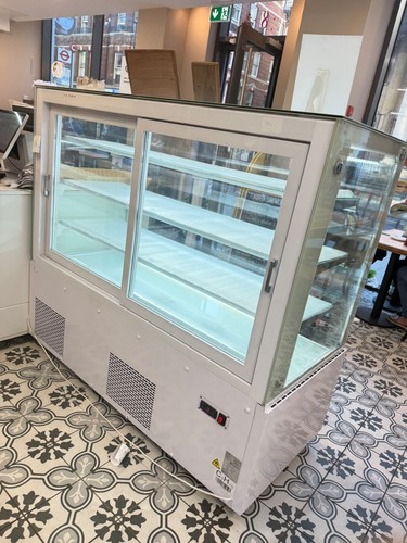 Commercial cake display - cake, fridge