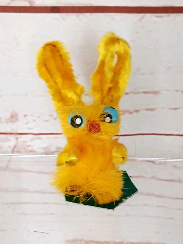 Vintage mid century yellow - mid,