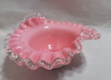 Fenton Glass Peach Crest