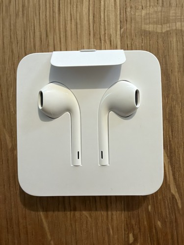 Genuine apple iphone earpods - genuine,