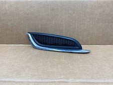 VAUXHALL INSIGNIA 08-13 FRONT BUMPER RIGHT SIDE FOG LIGHT GRILL TRIM 22787163
