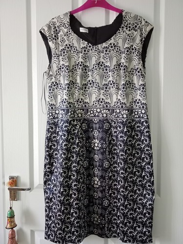 Used minuet petite black and - minuet,
