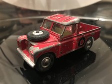 Land Rover 109” W.B. Corgi