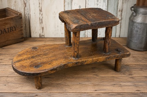 Rare primitive wood - rare, stool