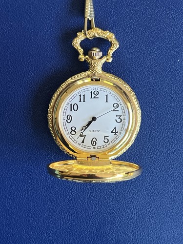 Gold tone full hunter quartz - gold,