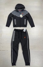 Nike Men's Reflective Tech