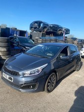 KIA CEED 3 MK2 2016 1.6 DSL BREAKING AUCTION FOR INTERNAL MIRROR