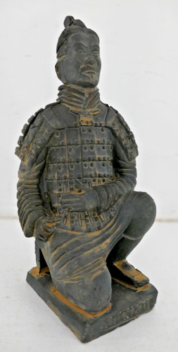 Terracotta solider kneeling - terracotta,
