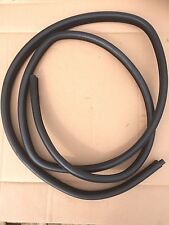 BMW E46 330d MSport Touring (03/03) PASSENGER (LH) Rear Door Seal - 8194775
