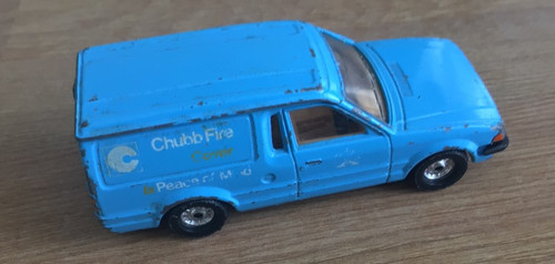 Corgi ford escort van chubb - corgi, 55