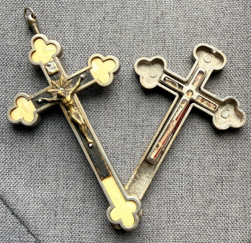 Rare antique catholic relic - rare,