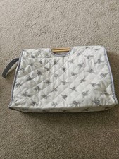 Wooden Handles Bee Knitting Bag With Zip