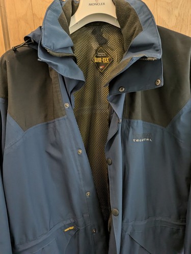 Gortex blue tog - 24, technical
