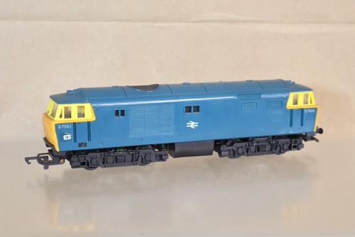 Triang hornby r758 - r758, blue