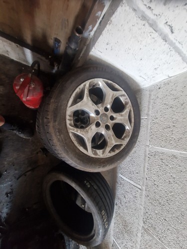 Ford focus max alloy wheel - focus,