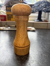Wooden Pepper Grinder 17cm