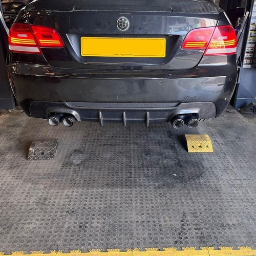 Carbon fibre rear diffuser - fibre,