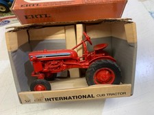 ERTL.1:16th.FARM.INTERNATIONAL HARVESTER.iH. FARMALL. CUB TRACTOR 1976-1979.