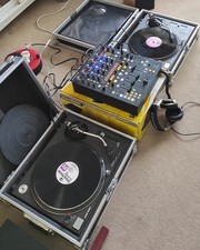 Pair of Technics 1210s
