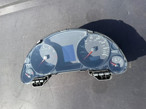 Audi 8 petrol - audi, manual