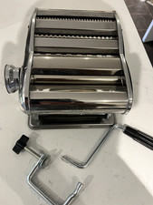 LAKELAND PASTA MAKING MACHINE and DRYING RACK  4 Pasta Types