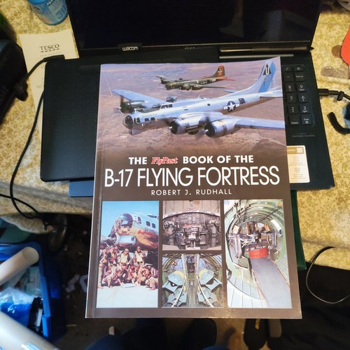 The flypast book 17 - the, b-17
