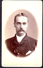 Victorian CDV - Man with a monocle - Photo Bourne & Shepherd, India