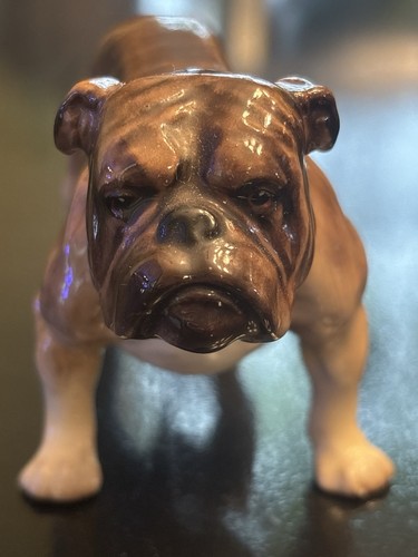 Royal doulton bulldog figurine - doulton,