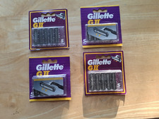20 X GILLETTE G2 SHAVING