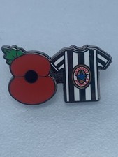 Football Poppy Badge Newcastle Brown Ale T Shirt Retro Vintage Free Delivery