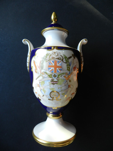 Caverswall queen elizabeth - queen,